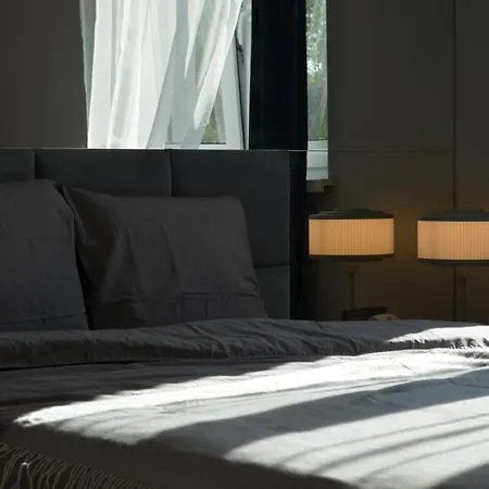 - Free Parking - Easy Check-in