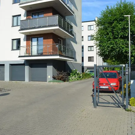 - Free Parking - Easy Check-in