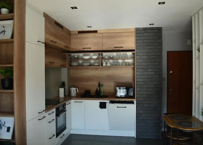 דירה - Free Parking - Easy Check-in *