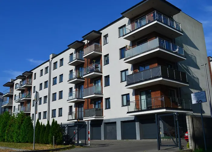 - Free Parking - Easy Check-in